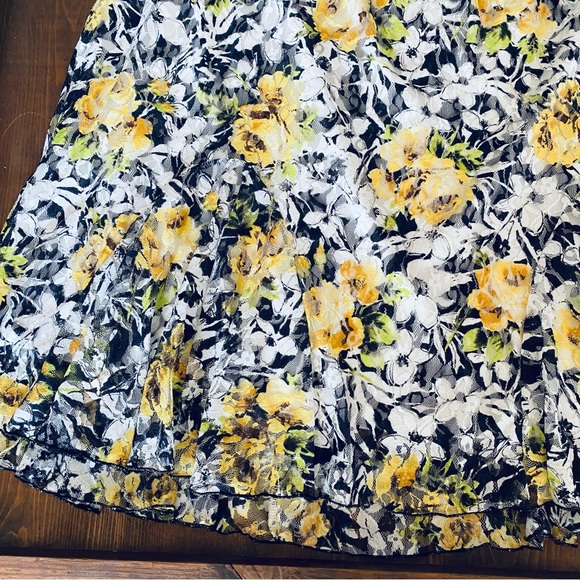 CJ Banks floral lace midi skirt - Picture 4 of 5